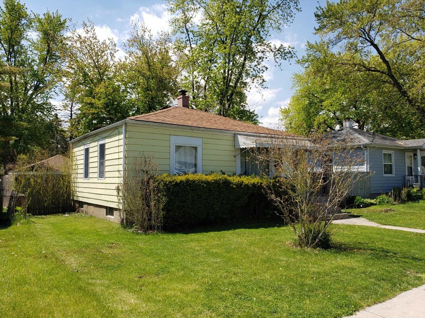 1203 W Old Ridge Rd, Hobart, IN 46342