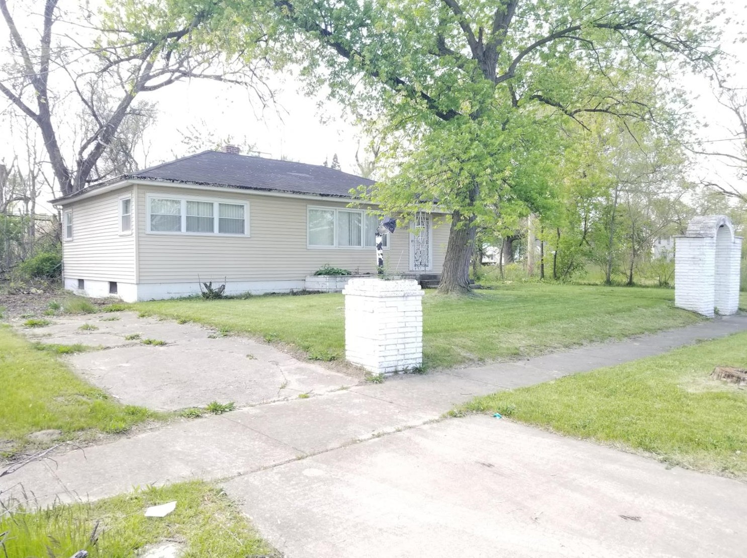 1120 Baker St, Gary, IN 46404