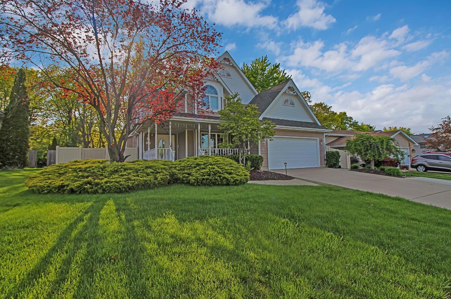 8838 Hamlin Pl, Crown Point, IN 46307