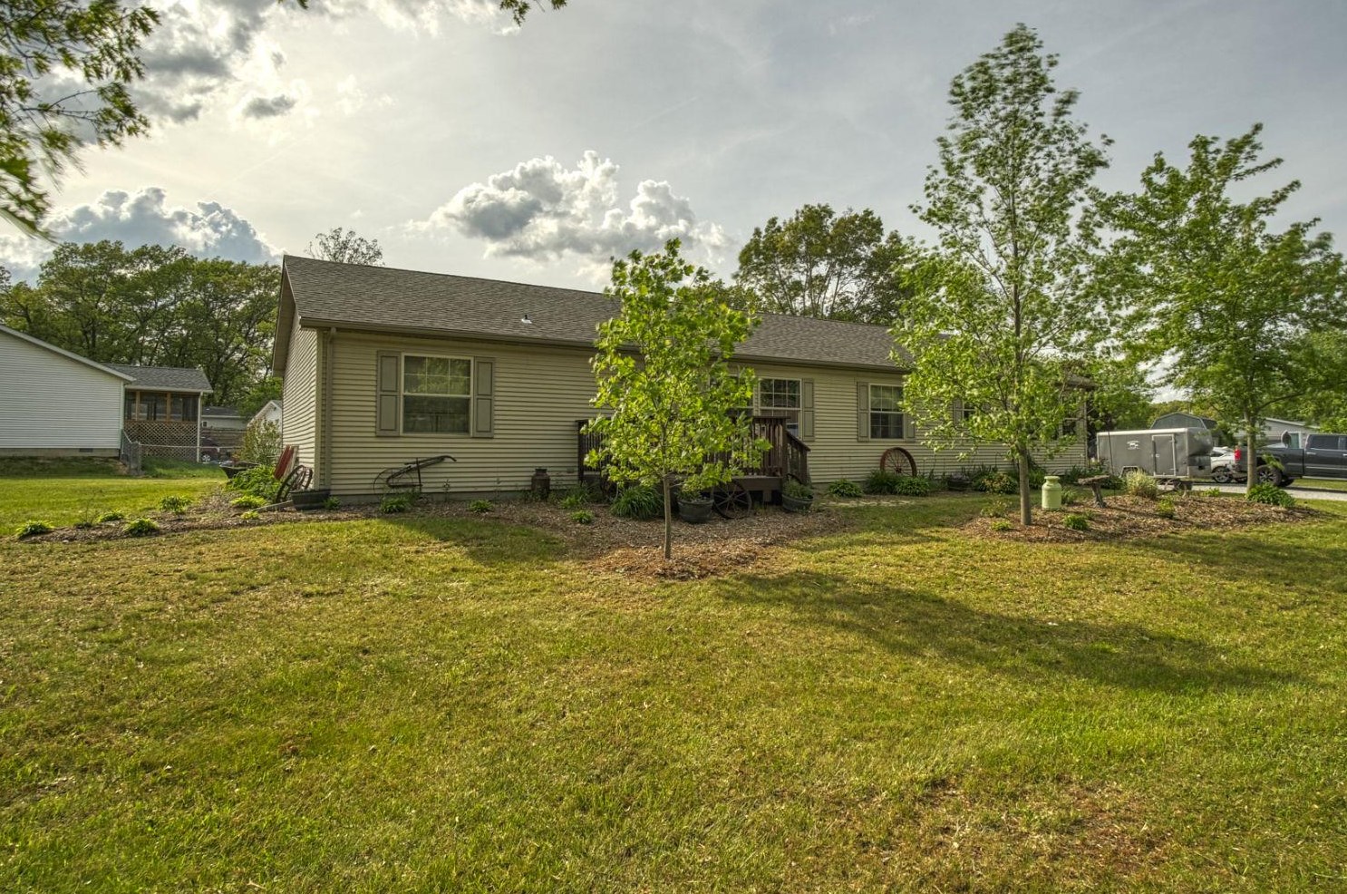 10424 N 460 E, Demotte, IN 46310