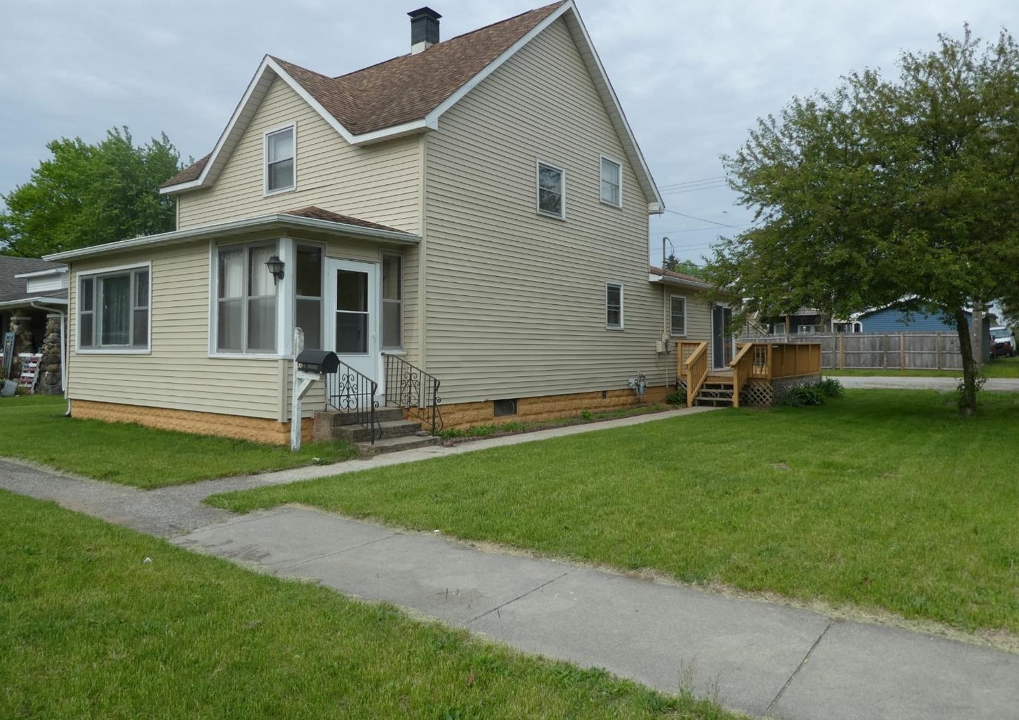 308 S Shield St, Bass Lake, IN 46534