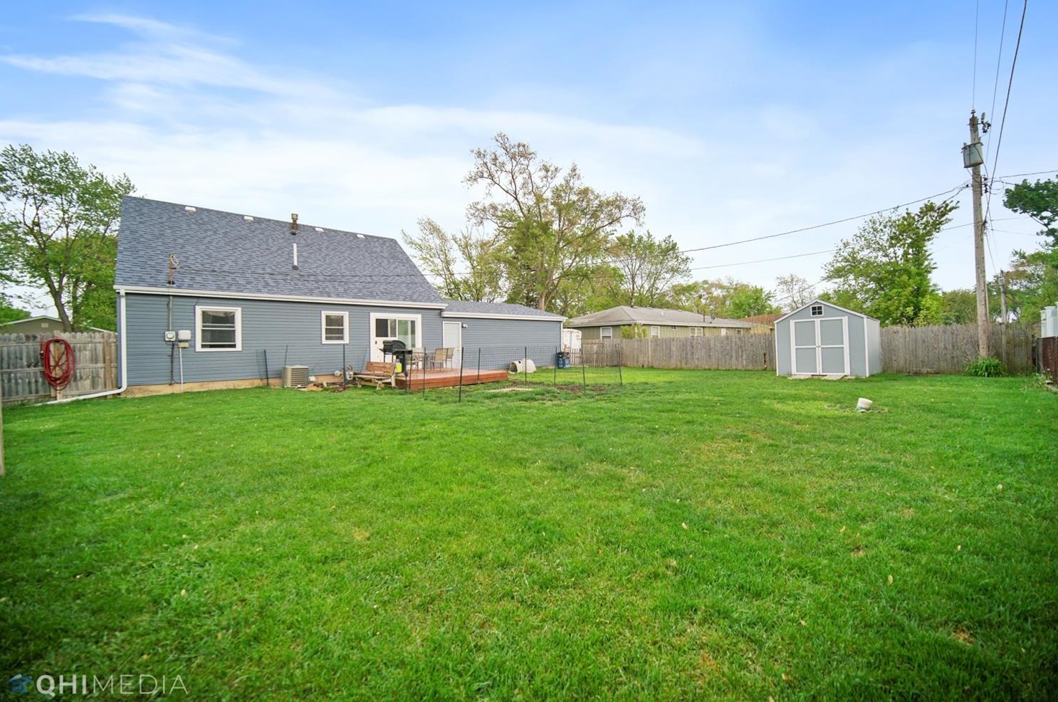 628 Old Forge Rd, Valpo, IN 46385