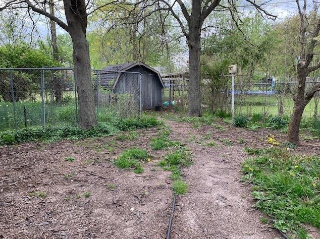 106 Parkview Ave, La Porte IN  46350-6147 exterior