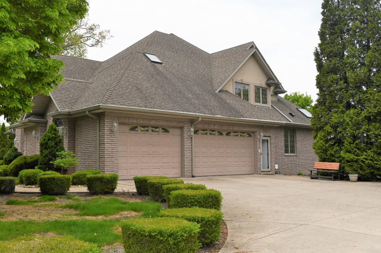 5021 S State Rd 10, Bass Lake, IN 46534