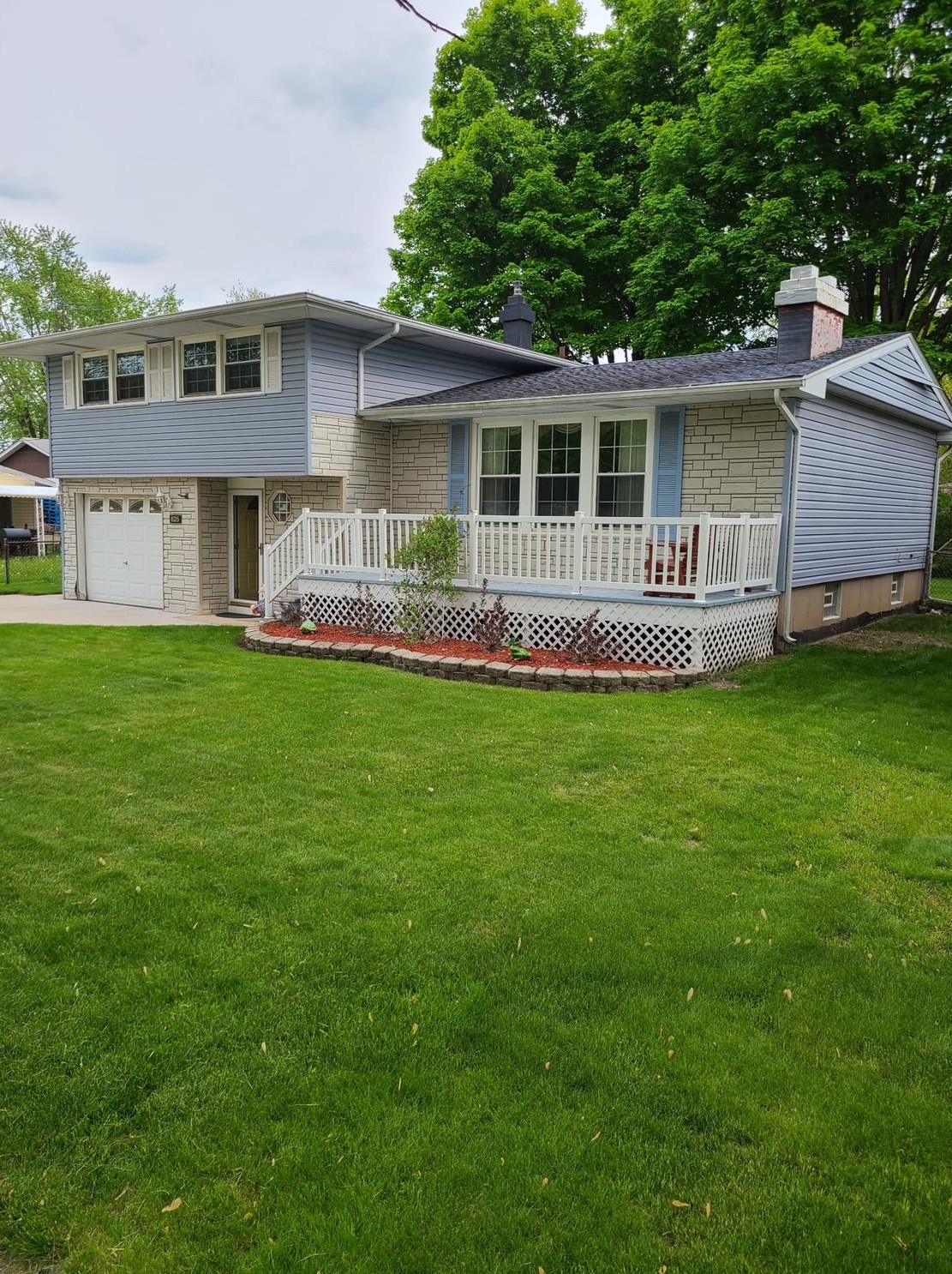 625 W 66th Pl, Gary, IN 46410