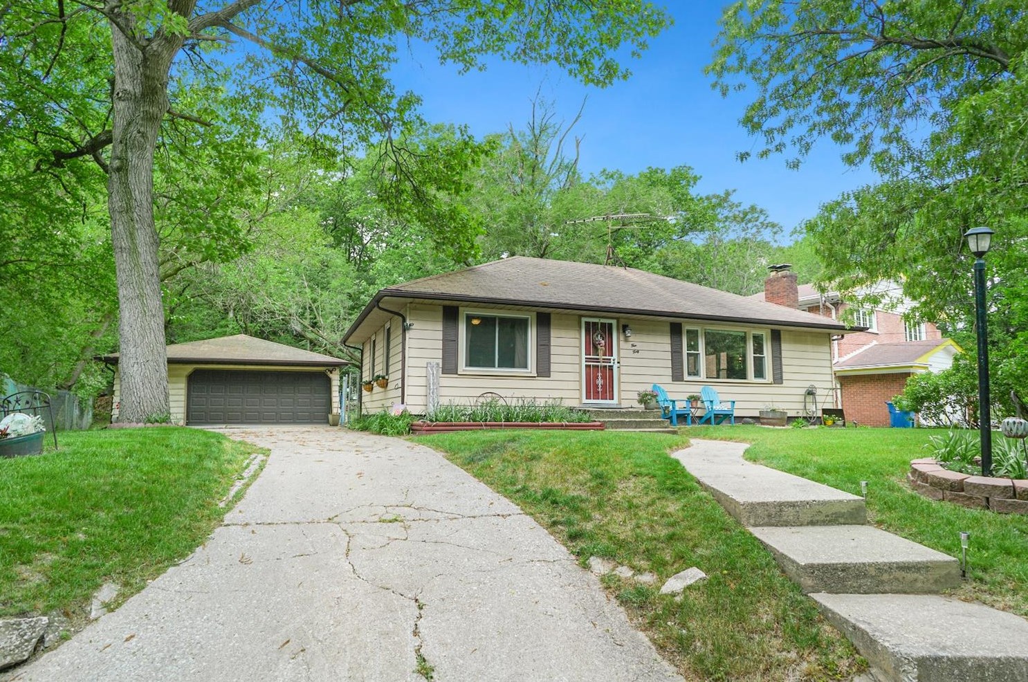 440 N Parke St, Gary, IN 46403
