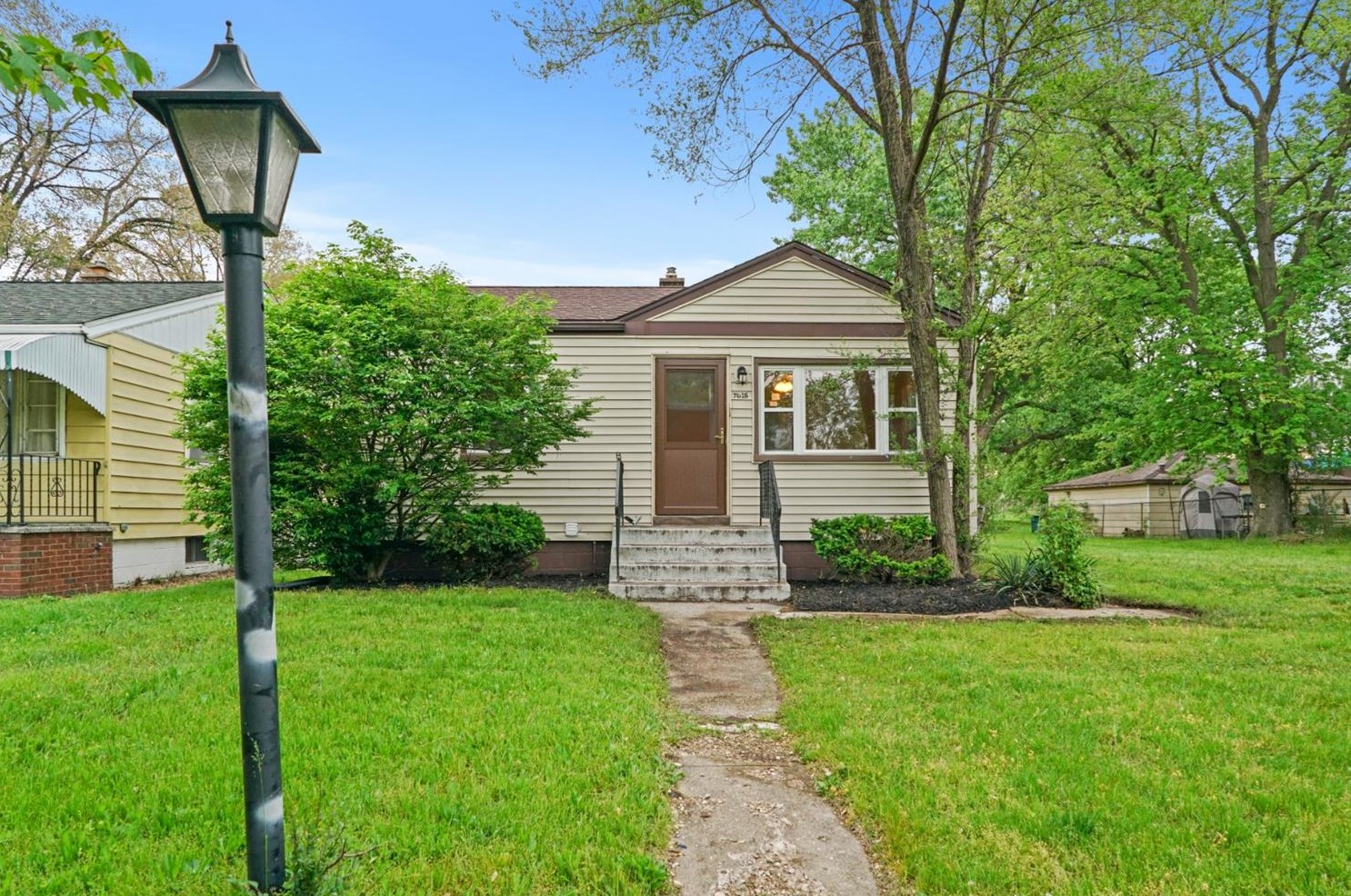 7615 Linden Ave, Hammond, IN 46324