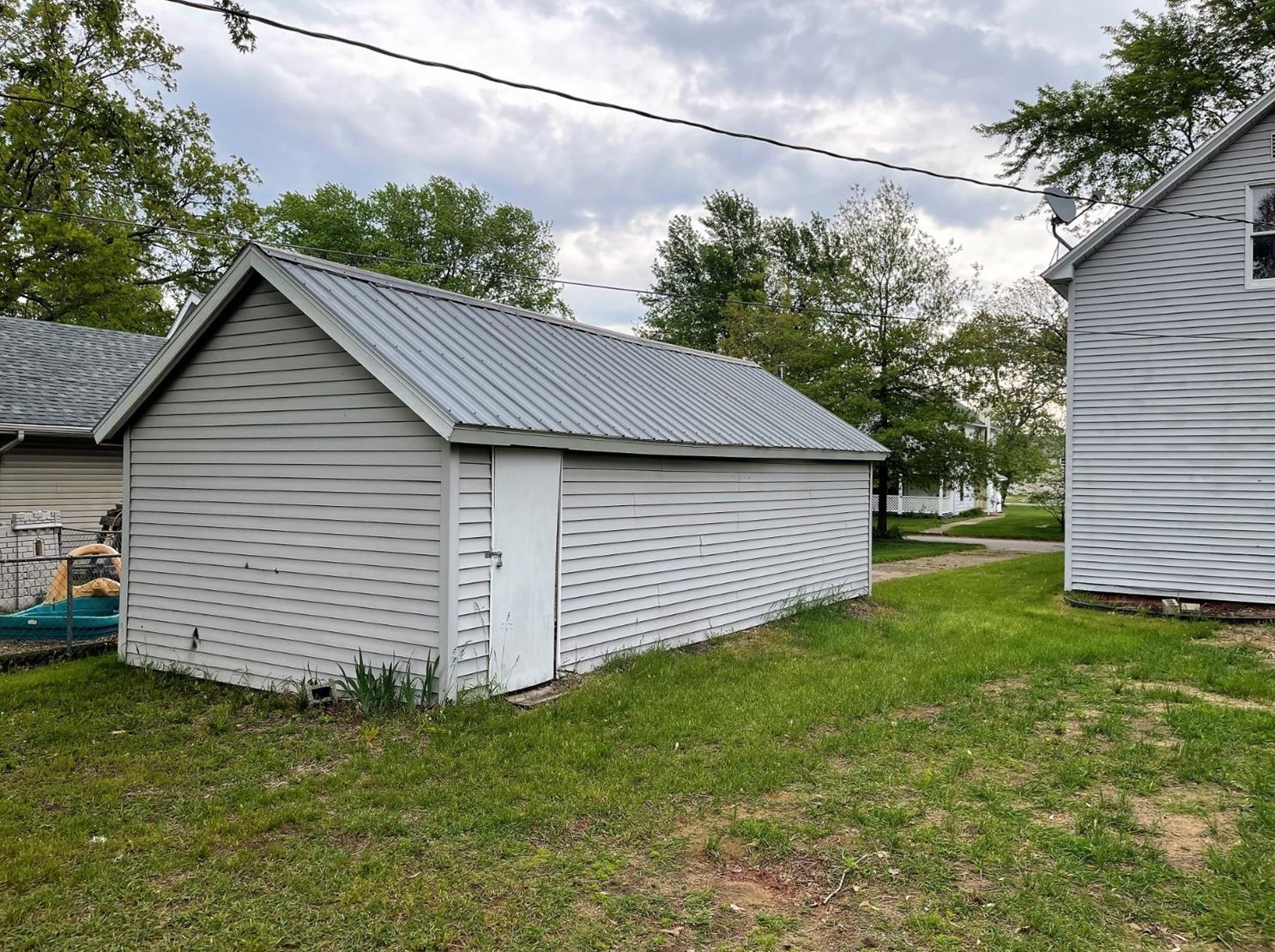 823 Monticello St, Denham, IN 46996-1136