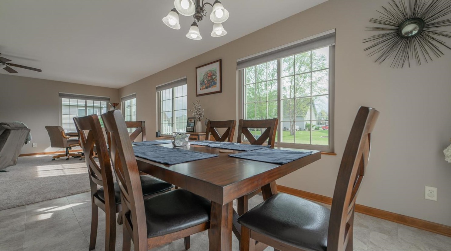 1472 Danvers Pkwy, Valpo IN  46385-7208 exterior