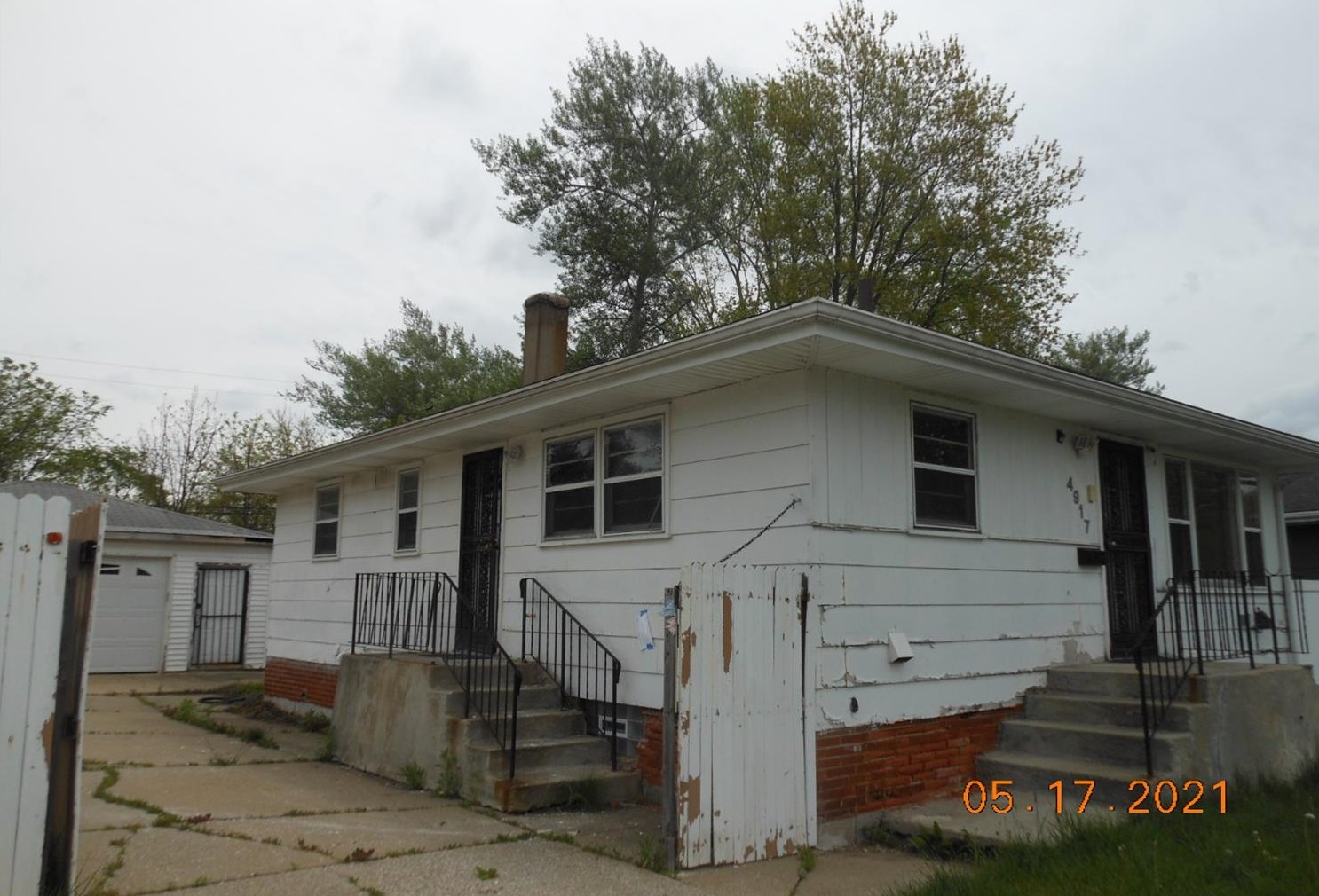 4917 Vermont St, Gary, IN 46409
