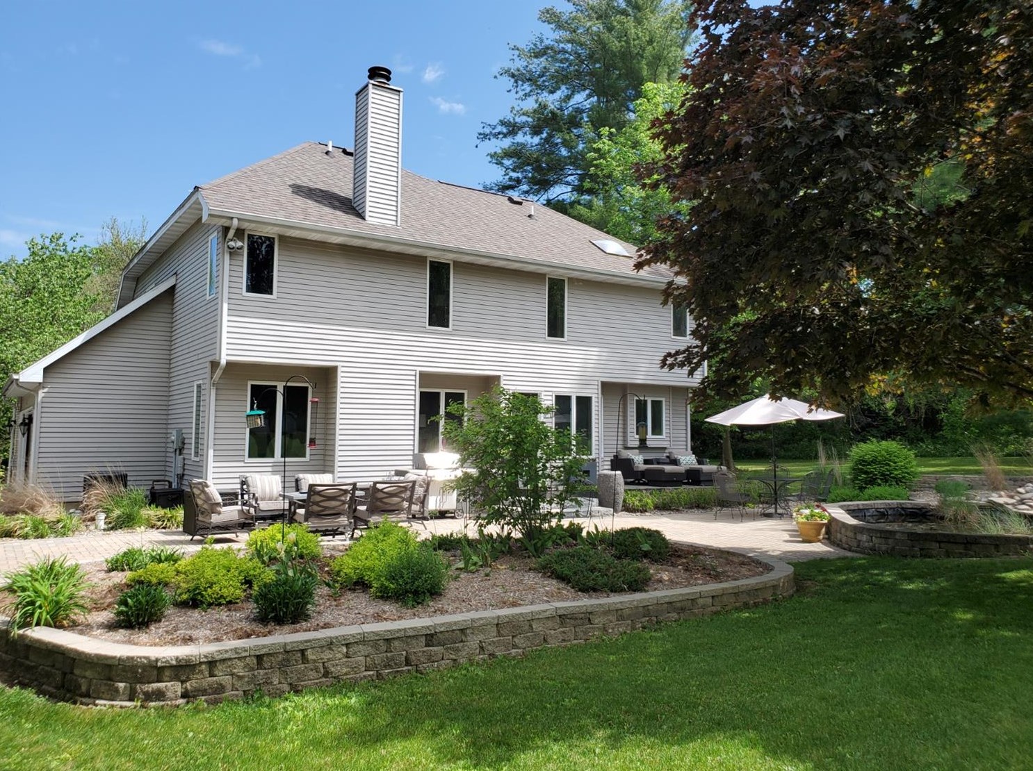 544 E Burdick Rd, Porter, IN 46304