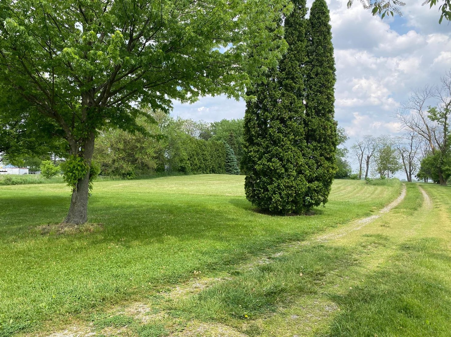 210 S 300 W, Valpo, IN 46385