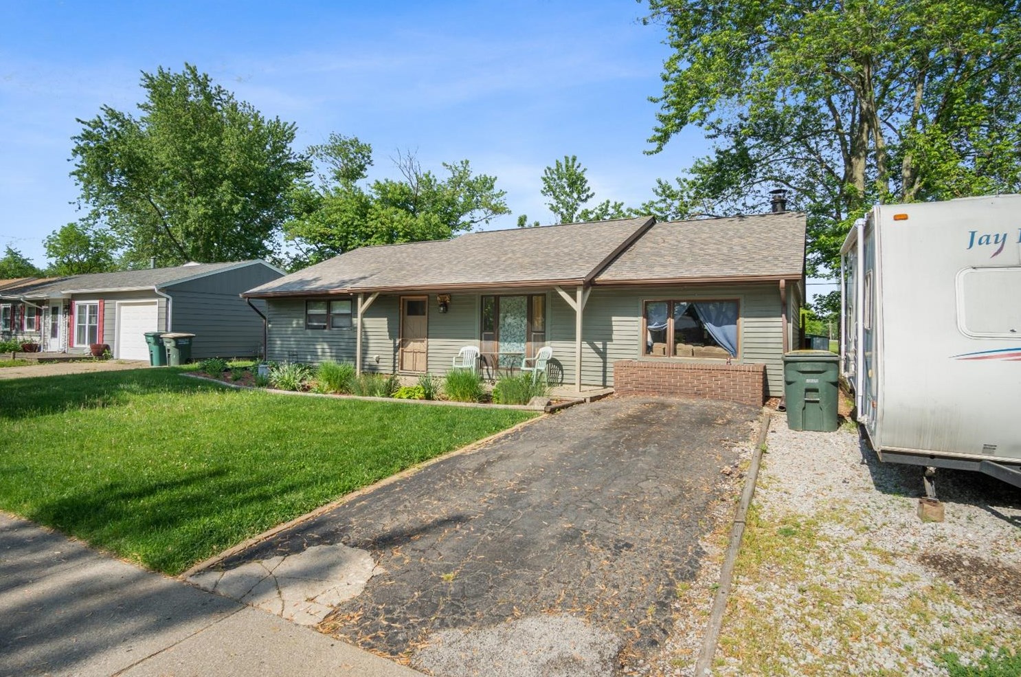 1301 Lind Ln, Valpo, IN 46383