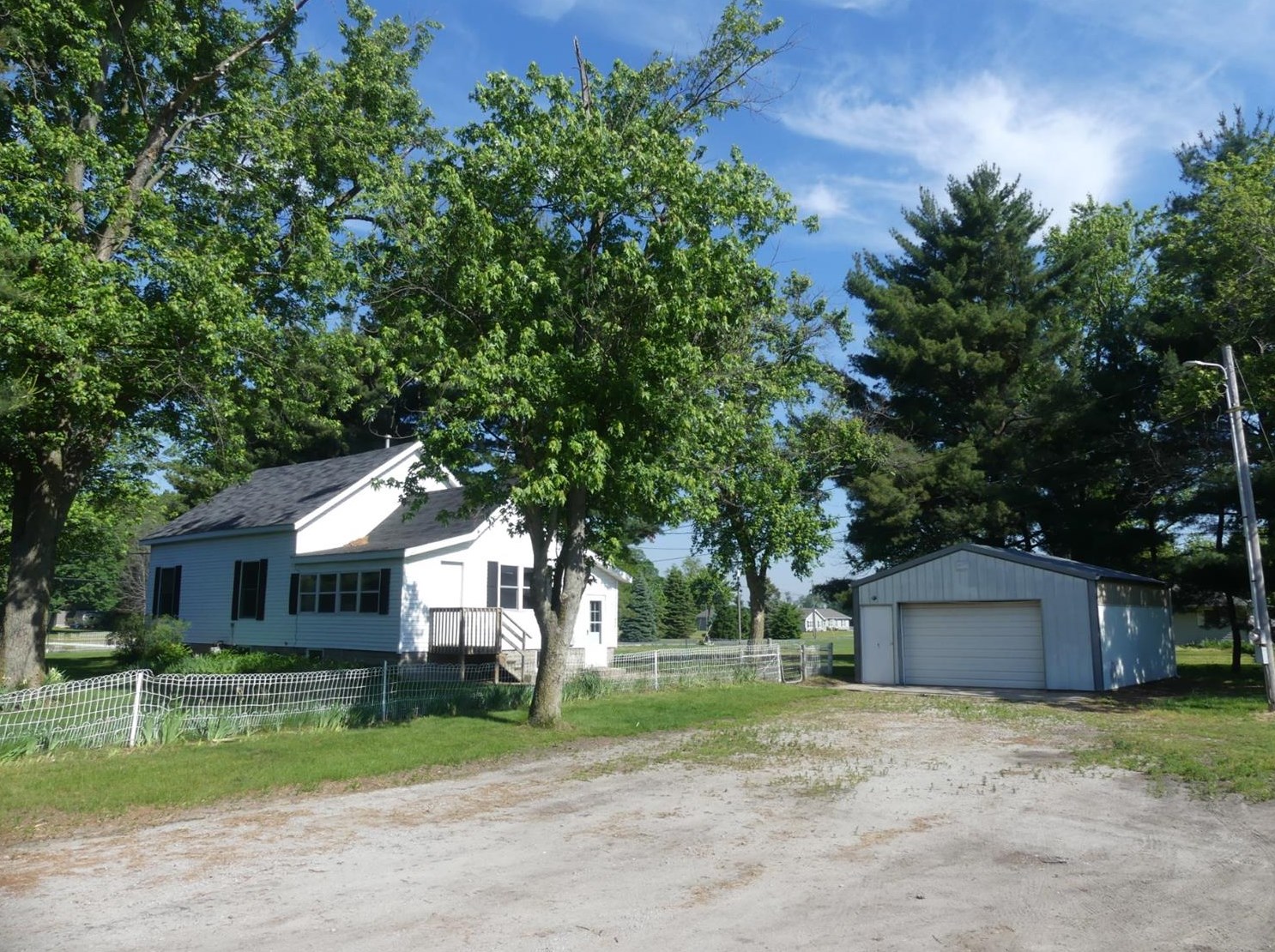 11341 N 900 W, Demotte, IN 46310