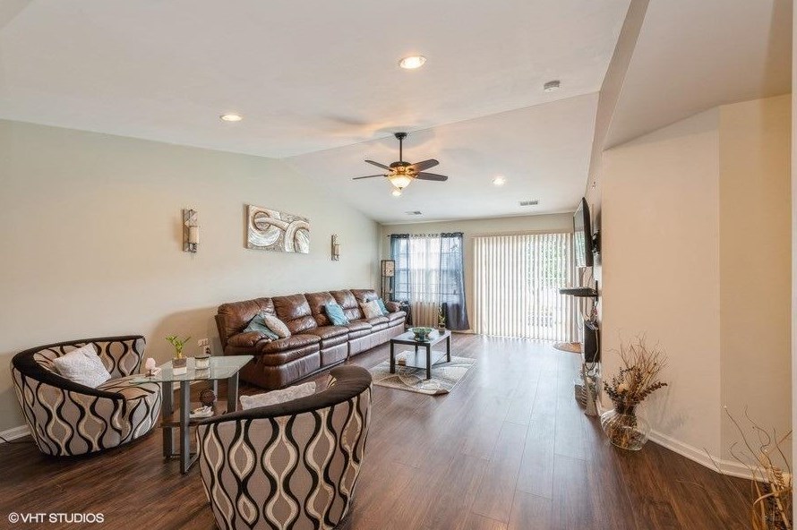 1210 W 84th Ln, Gary, IN 46410