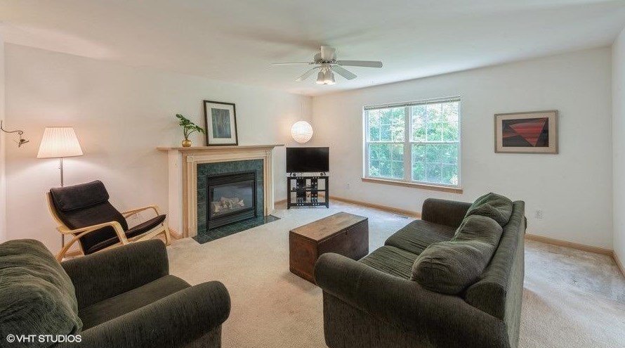 379 Taylor Ln, Valpo, IN 46383