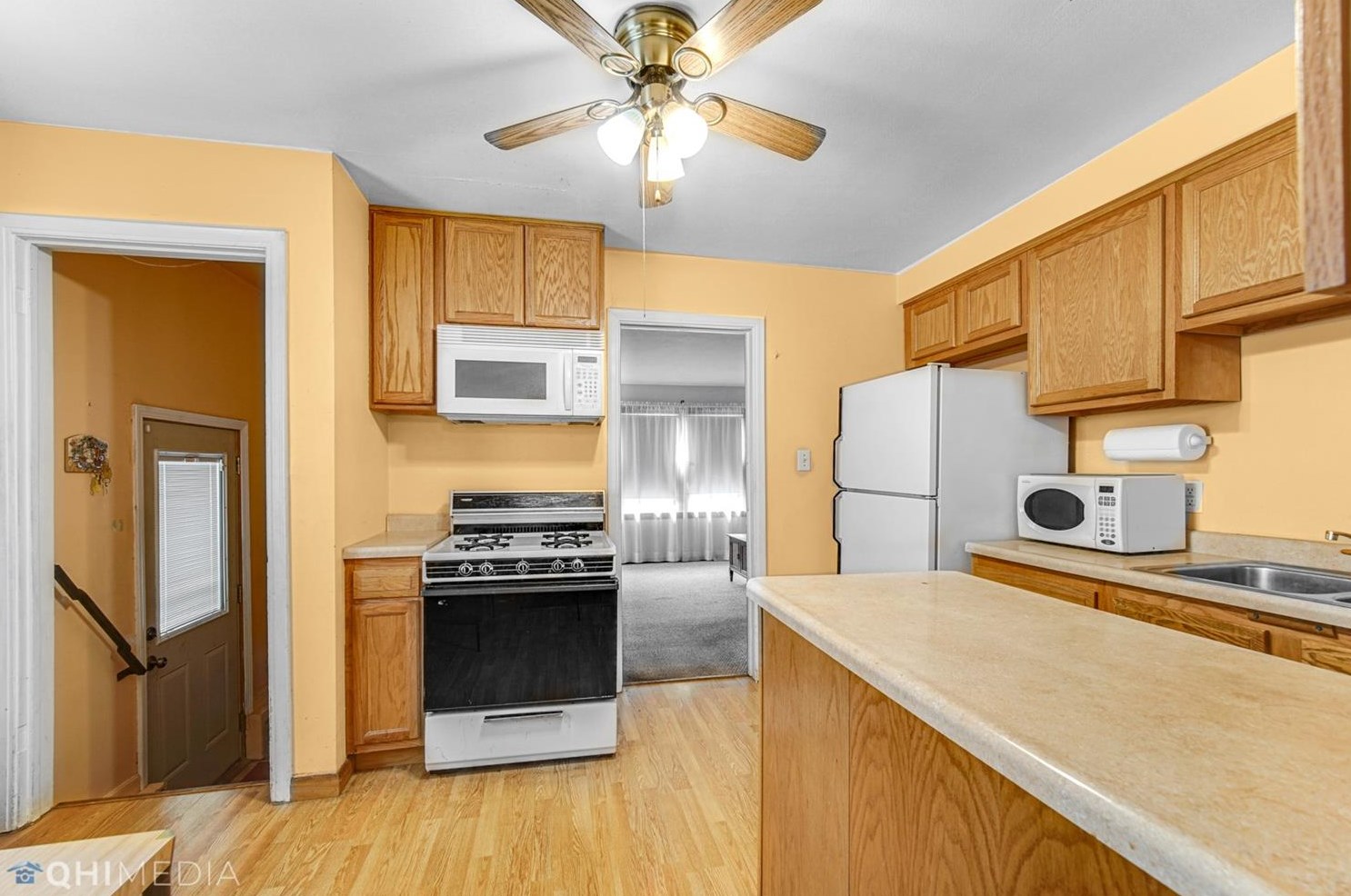 3704 E 10th Ave, Gary, IN 46403