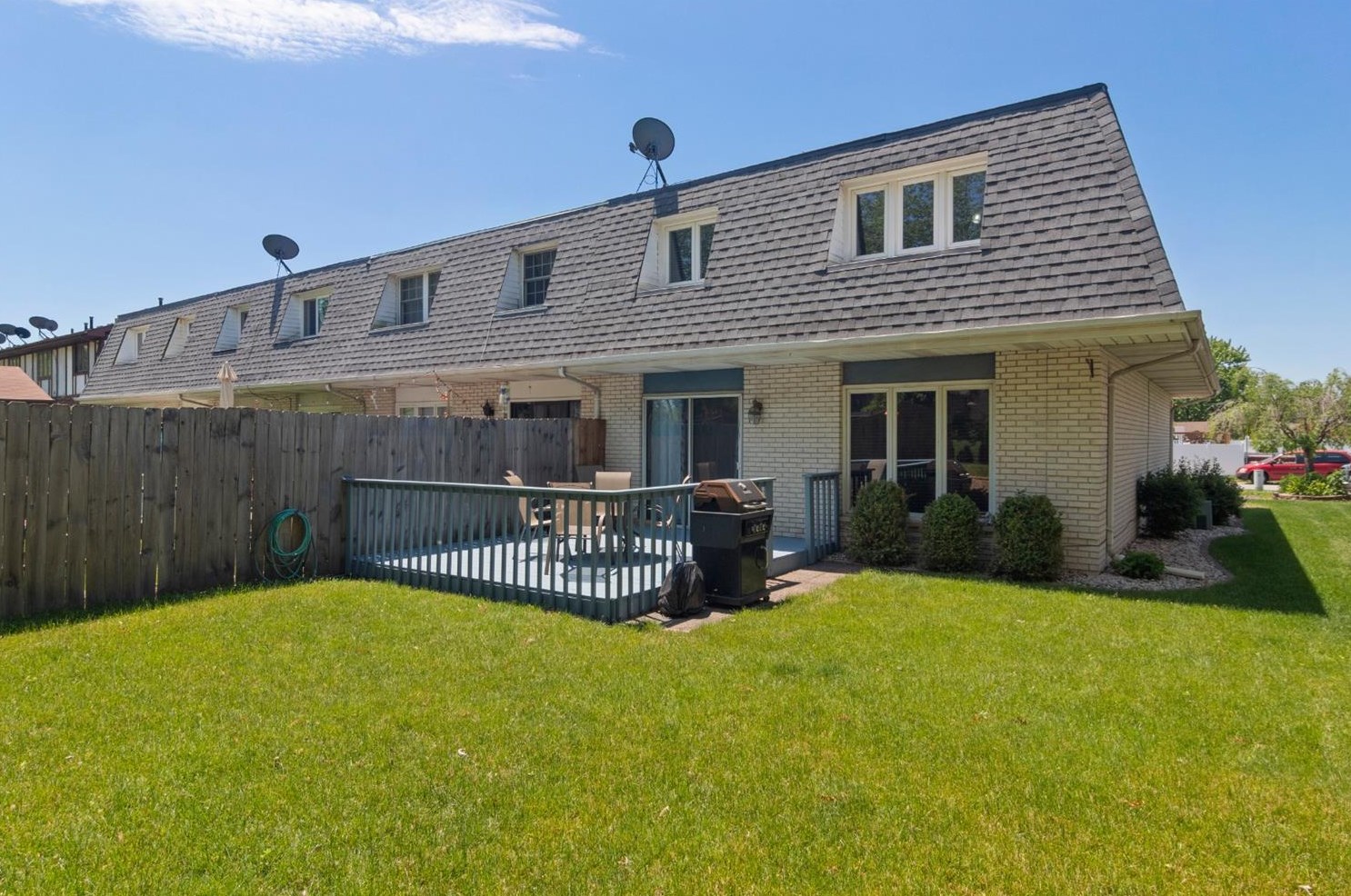 641 Wellington Dr, Dyer, IN 46311