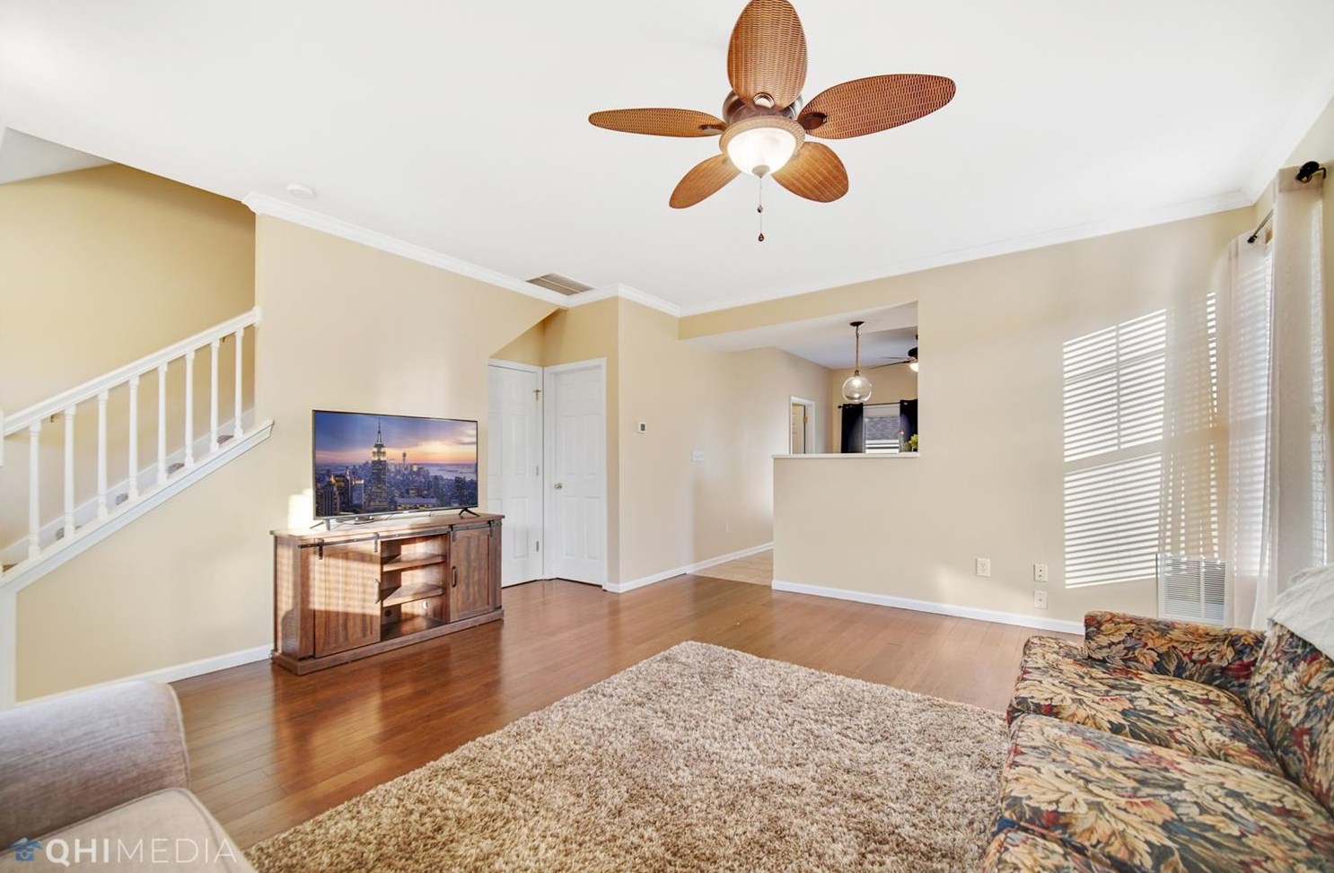324 Village Sq, Porter IN  46304-9665 exterior