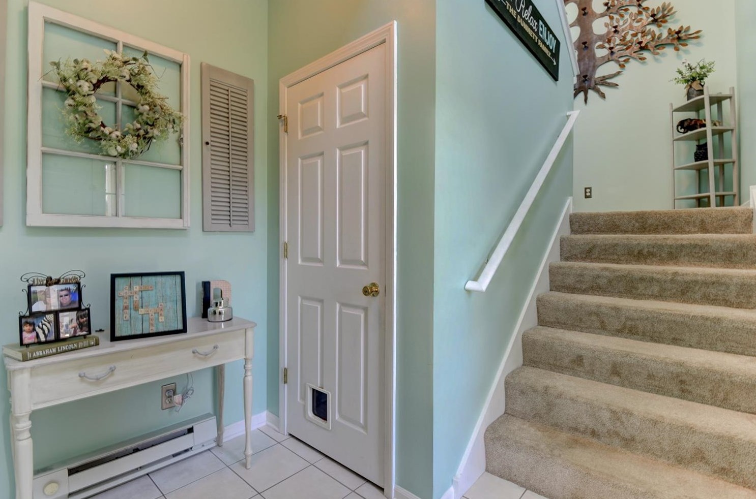 1104 Crimson Clover Way, Schererville, IN 46375-1495