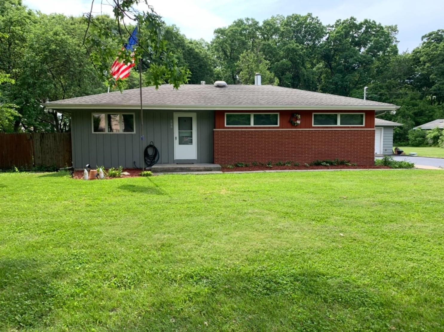 606 Pearson Rd, Porter, IN 46304