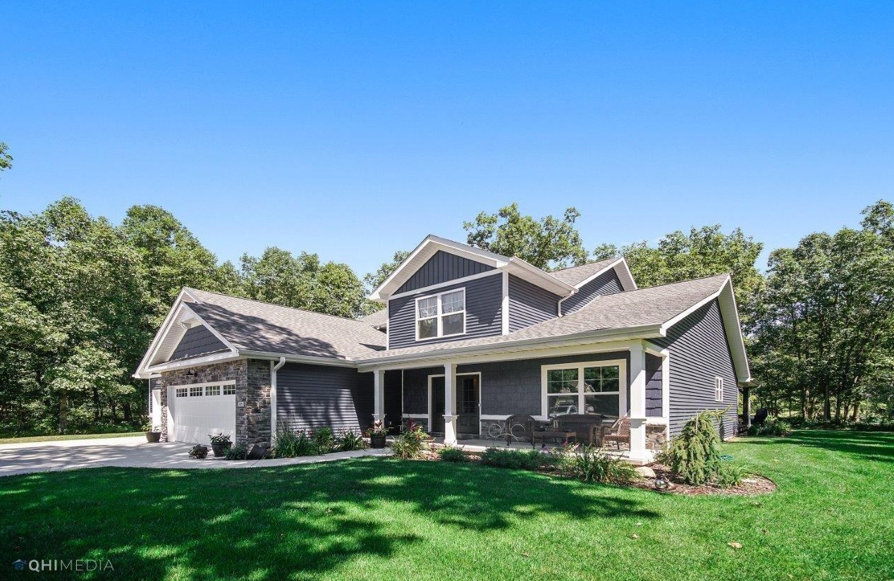 3051 Jennifer Ct, Wheatfield, IN 46392