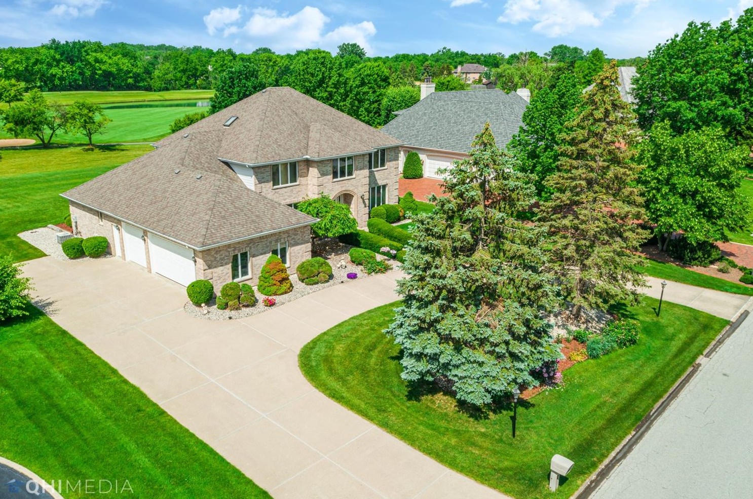 824 Killarney Dr, Dyer, IN 46311