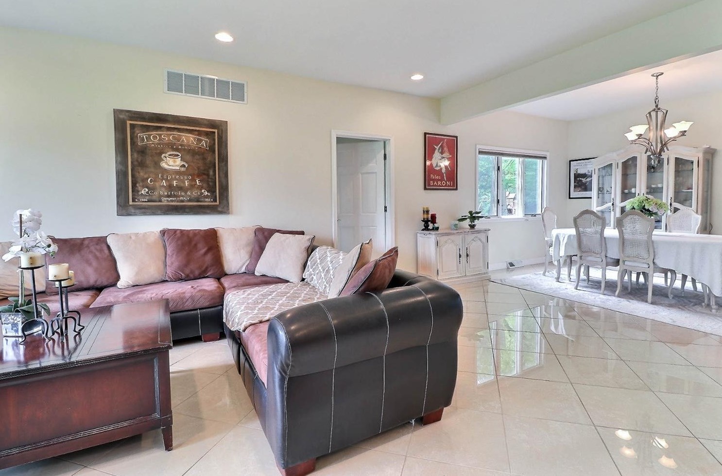 1423 Inverness Ln, Schererville IN  46375-2930 exterior