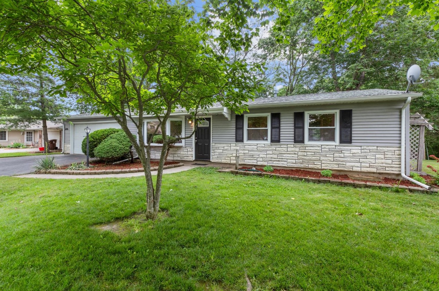 408 Portland Rd, Valpo, IN 46385