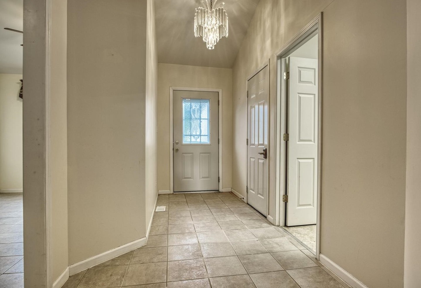 310 Carnation Ne St, Demotte, IN 46310