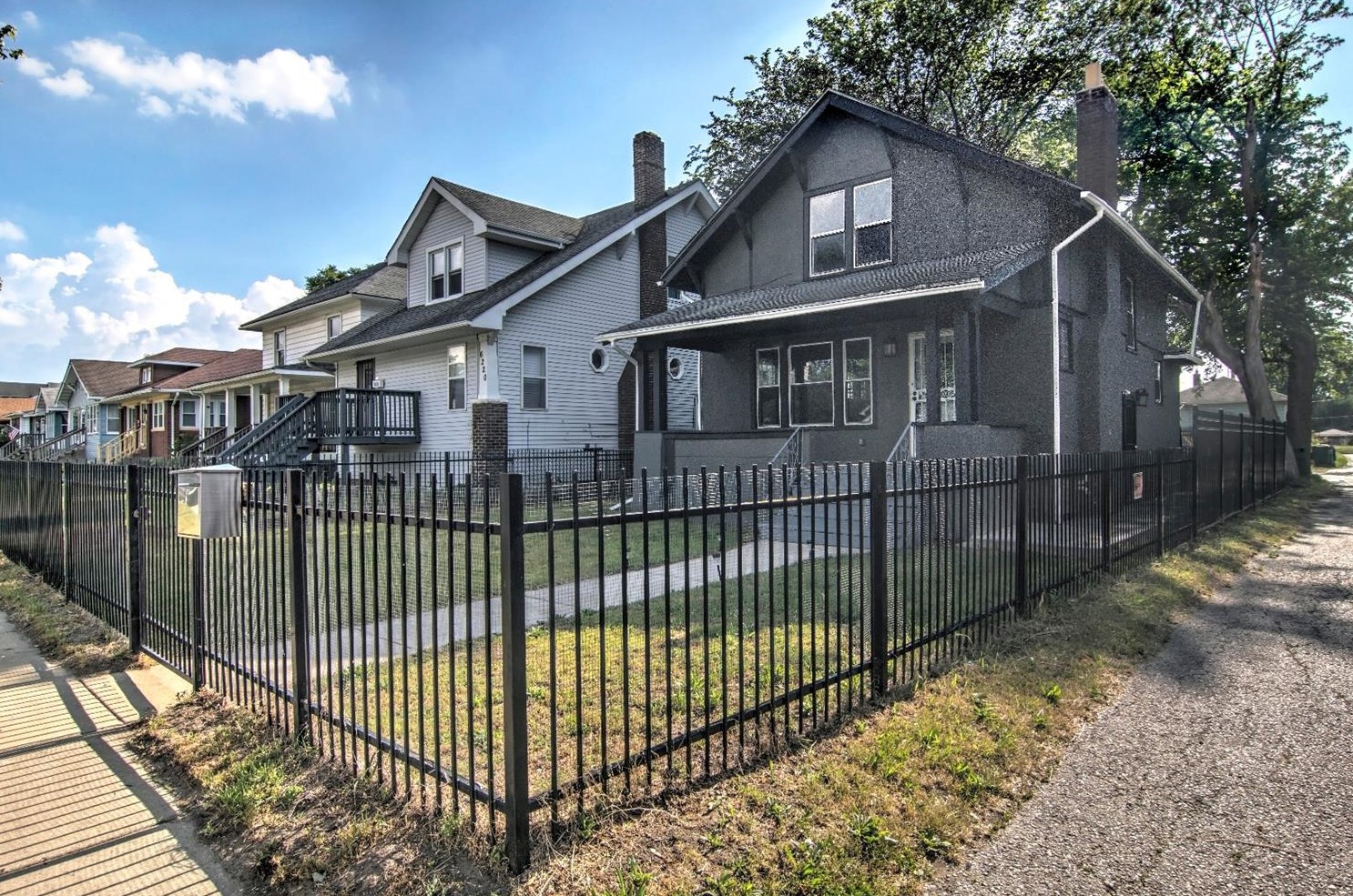 6216 Garfield Ave, Hammond, IN 46324