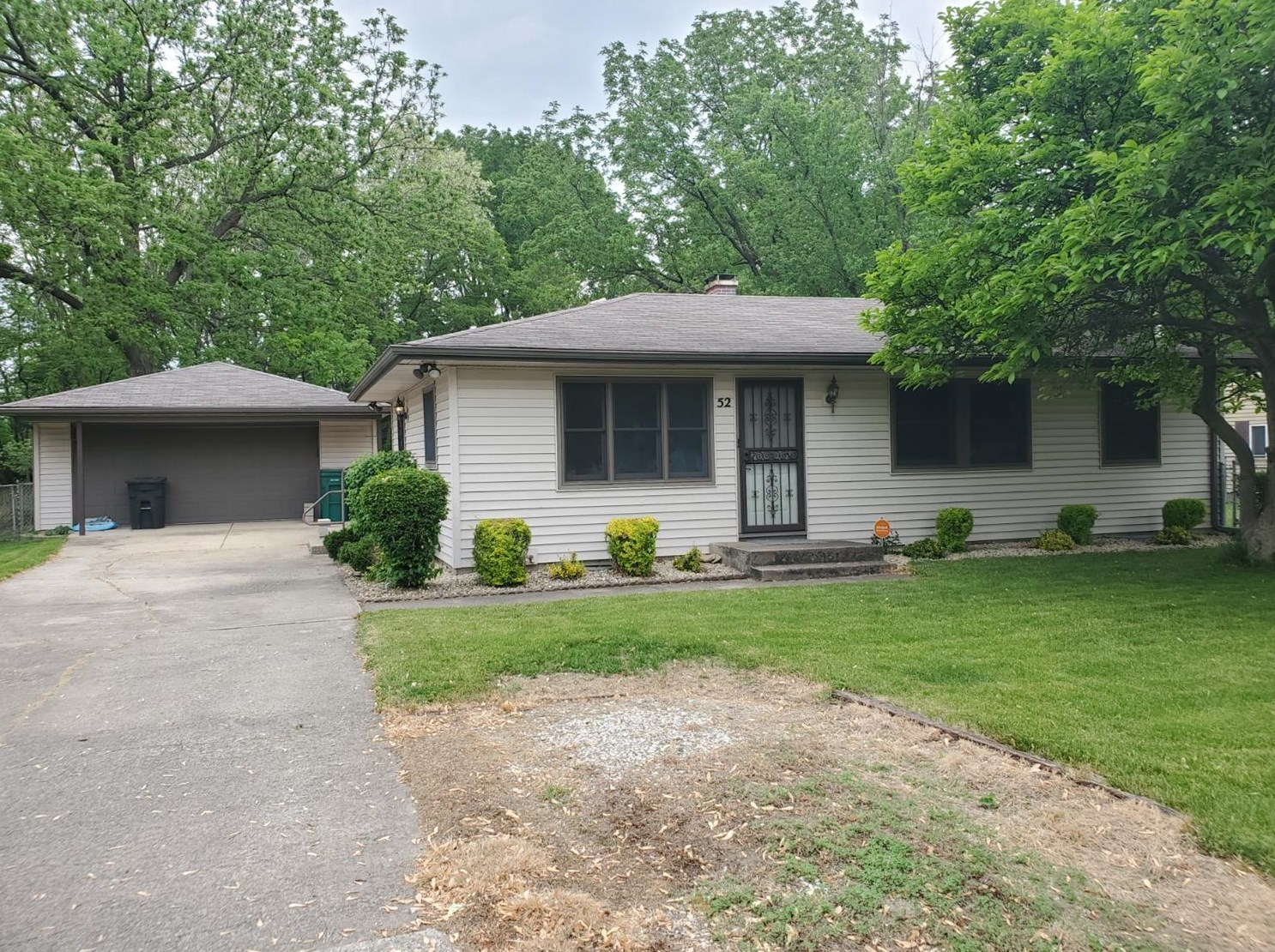 52 E 66th Pl, Gary, IN 46410