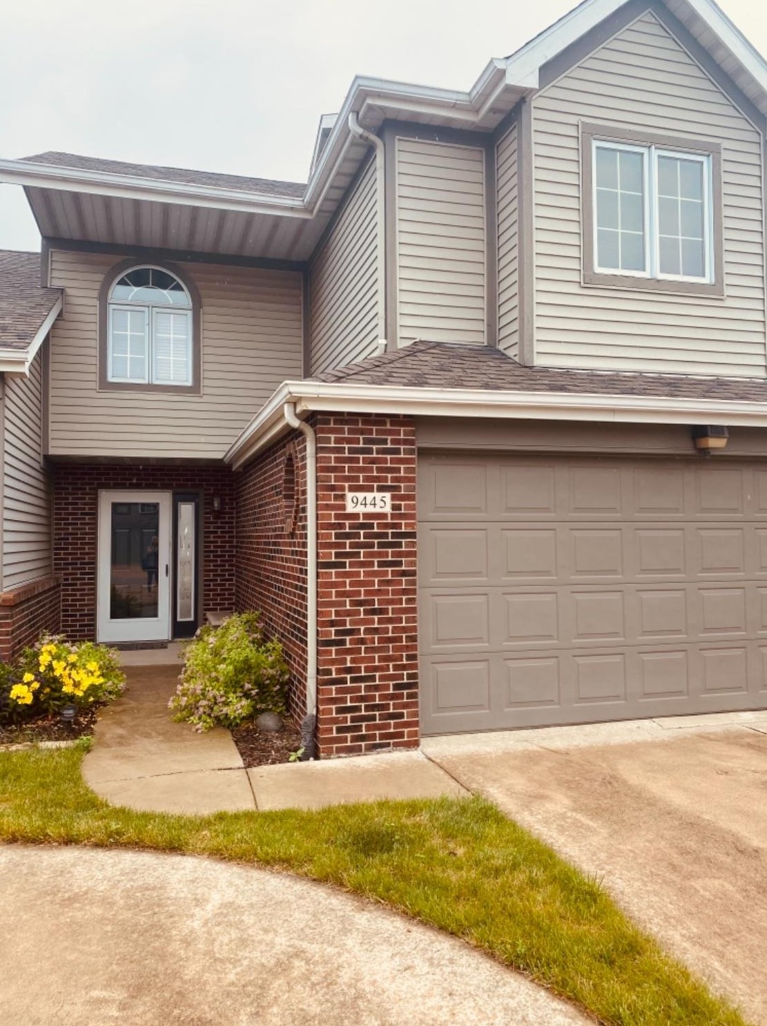 9445 Van Buren St, Crown Point, IN 46307