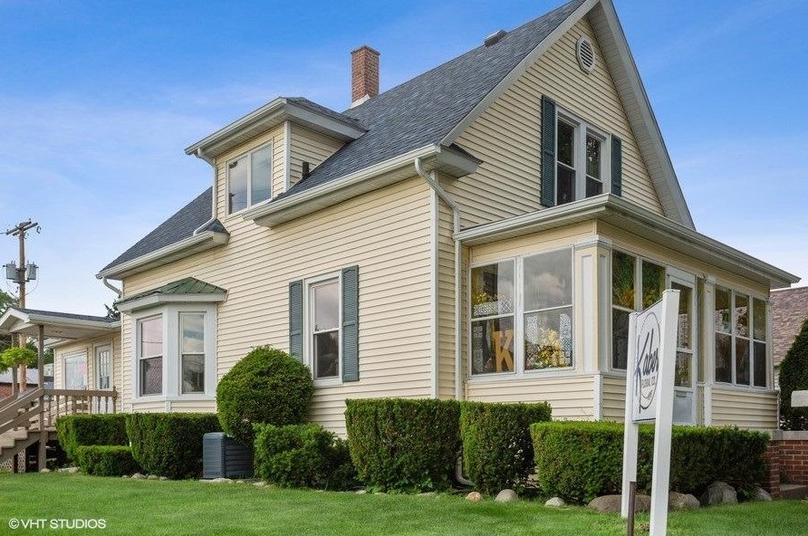 516 I St, La Porte, IN 46350