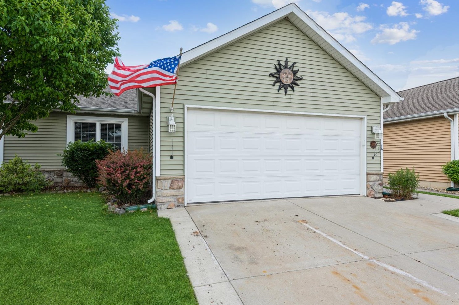 1775 105th Ave, Crown Point IN  46307-7078 exterior