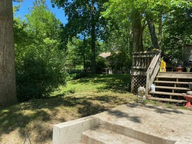 603 Field Dr, Valpo, IN 46383