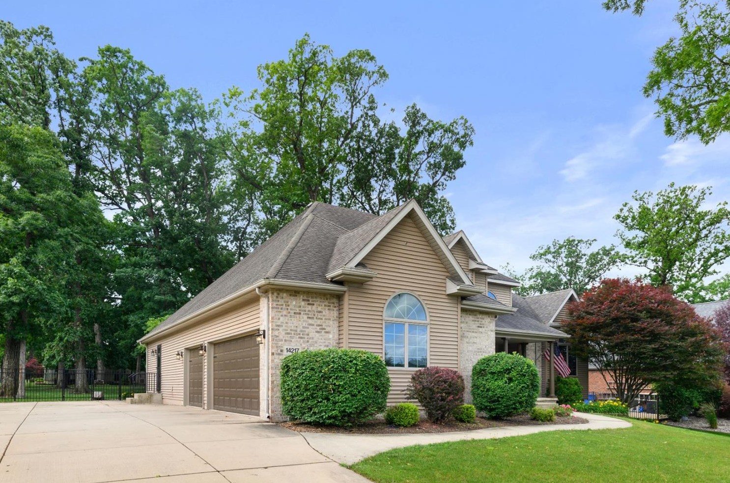 14217 W 89th Pl, Dyer, IN 46373