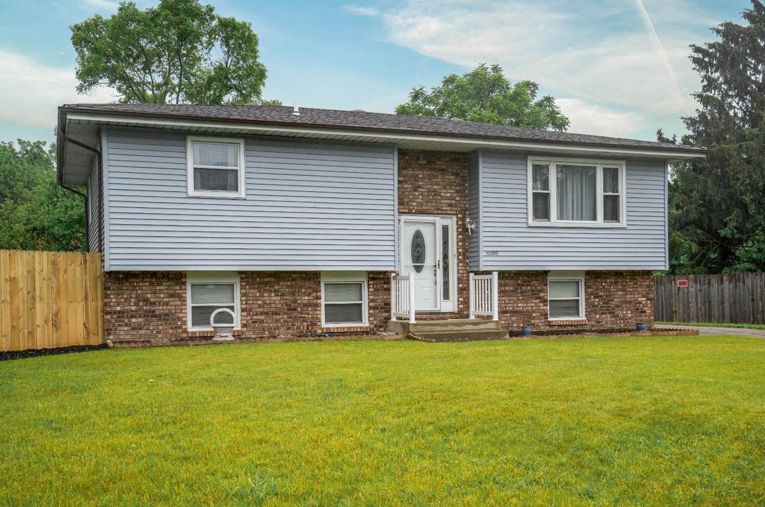 6280 Valleyview Ave, Portage, IN 46368-1624
