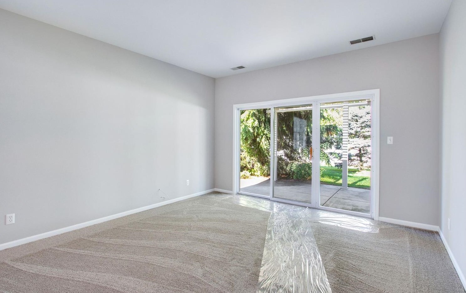 1226 Lily Ln, Schererville IN  46375-1471 exterior