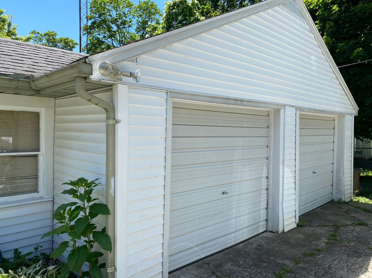 303 Garfield Ave, Valpo, IN 46383