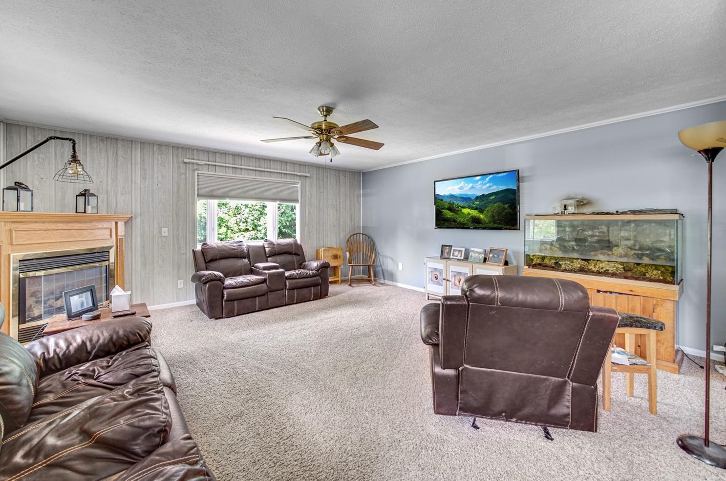 663 N 500 E, Valpo, IN 46383