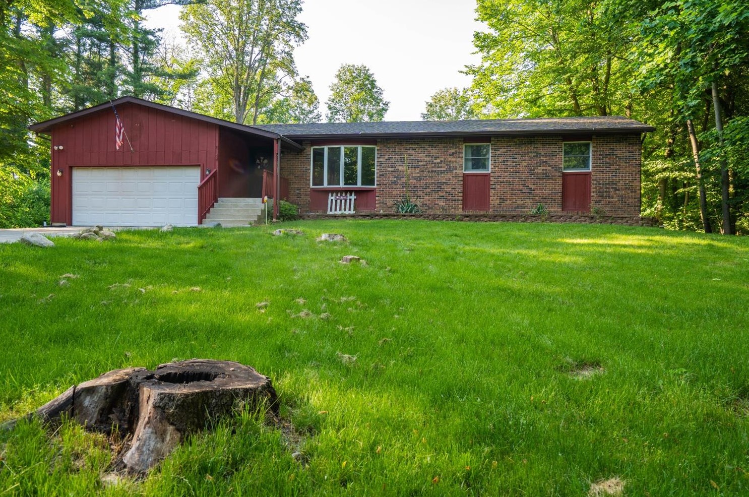 597 E 900 N, Otis, IN 46391