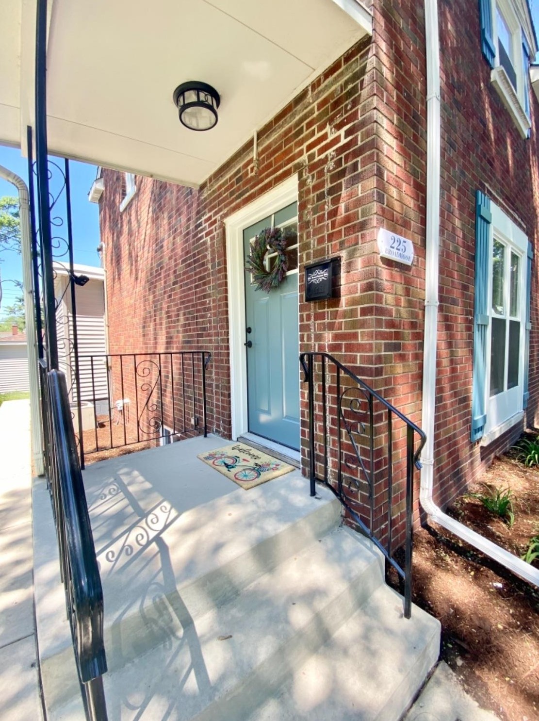 225 Broadmoor Ave, Hammond, IN 46321