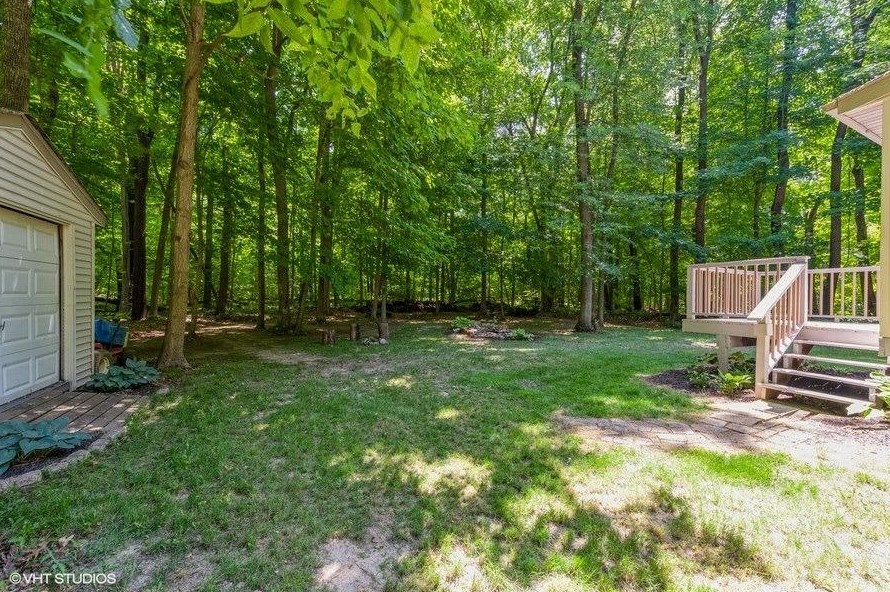 1404 Bartz Rd, Valpo, IN 46383