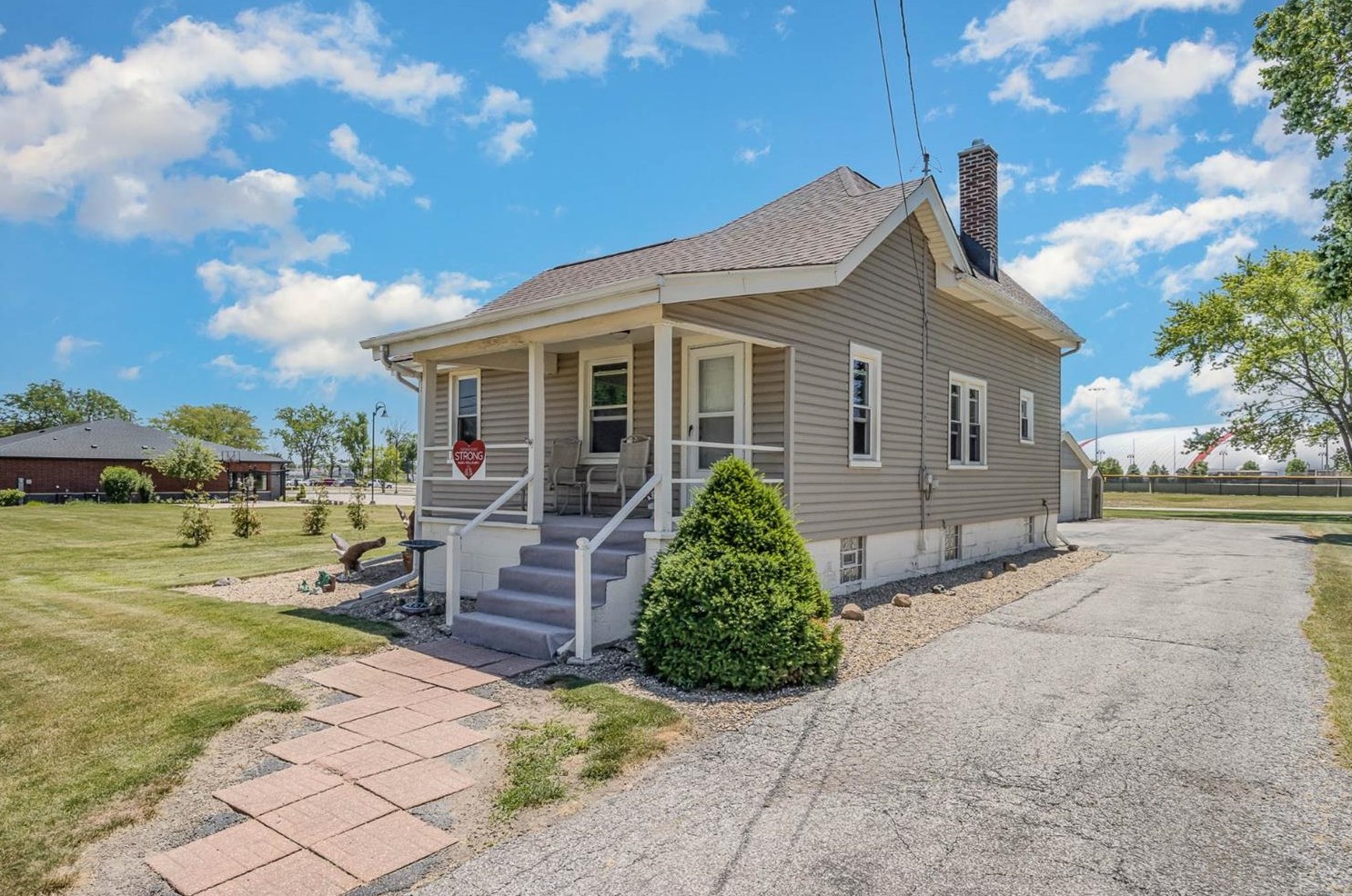 1233 E North St, Crown Point, IN 46307