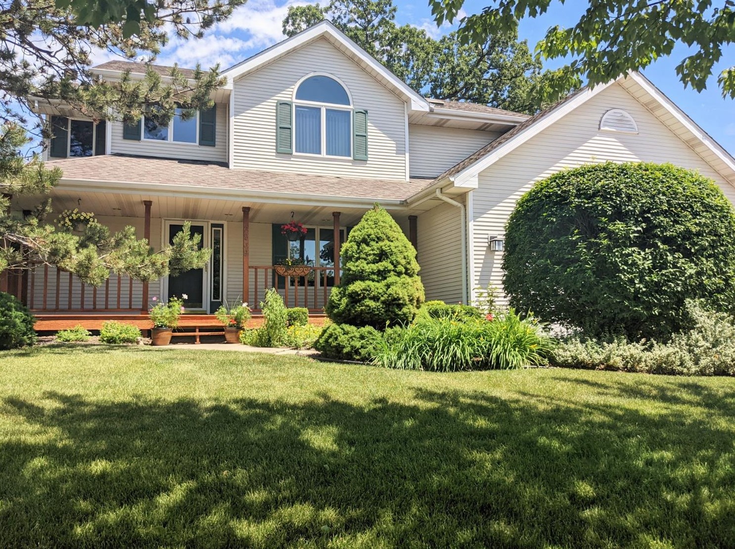 2939 Morningside Dr, Crown Point, IN 46307