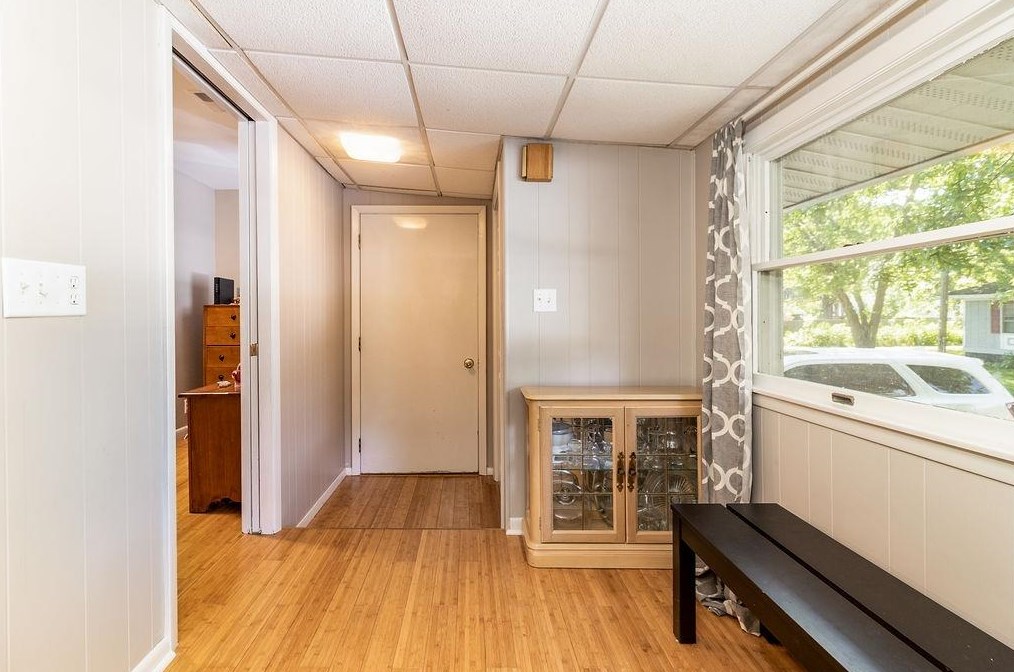 108 W College Ave, Kouts, IN 46347
