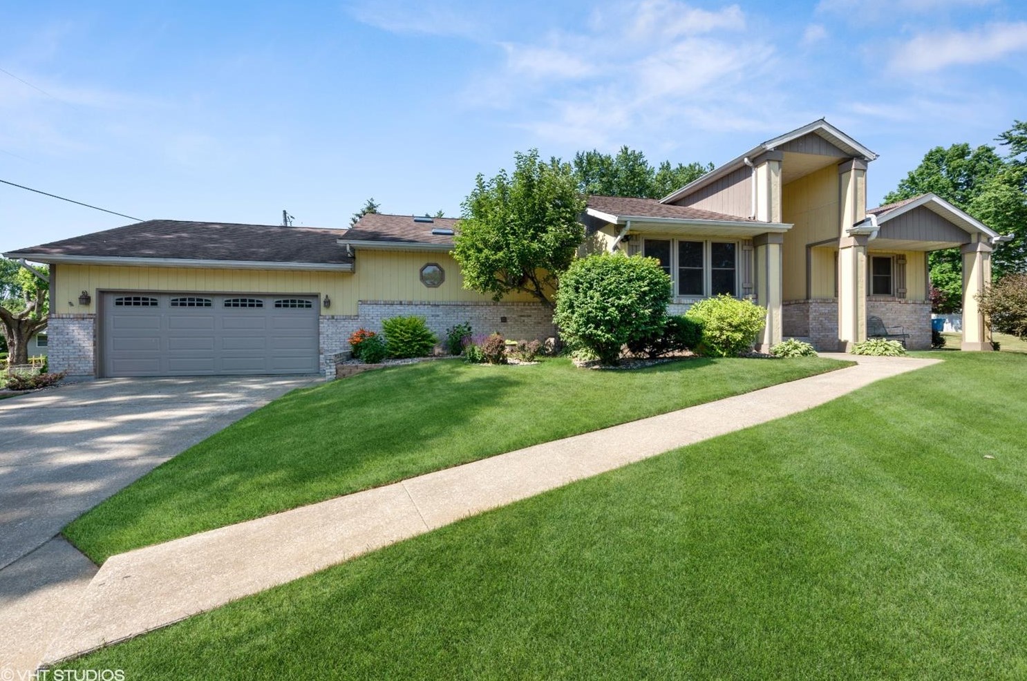 2602 Linda Rd, Valpo, IN 46383