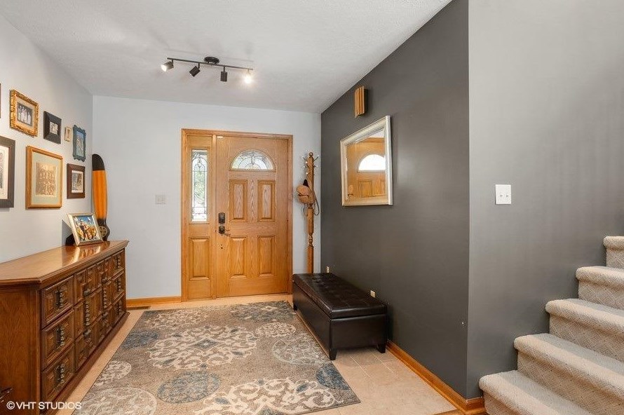 1903 Ridgefield Ave, La Porte, IN 46350-6719