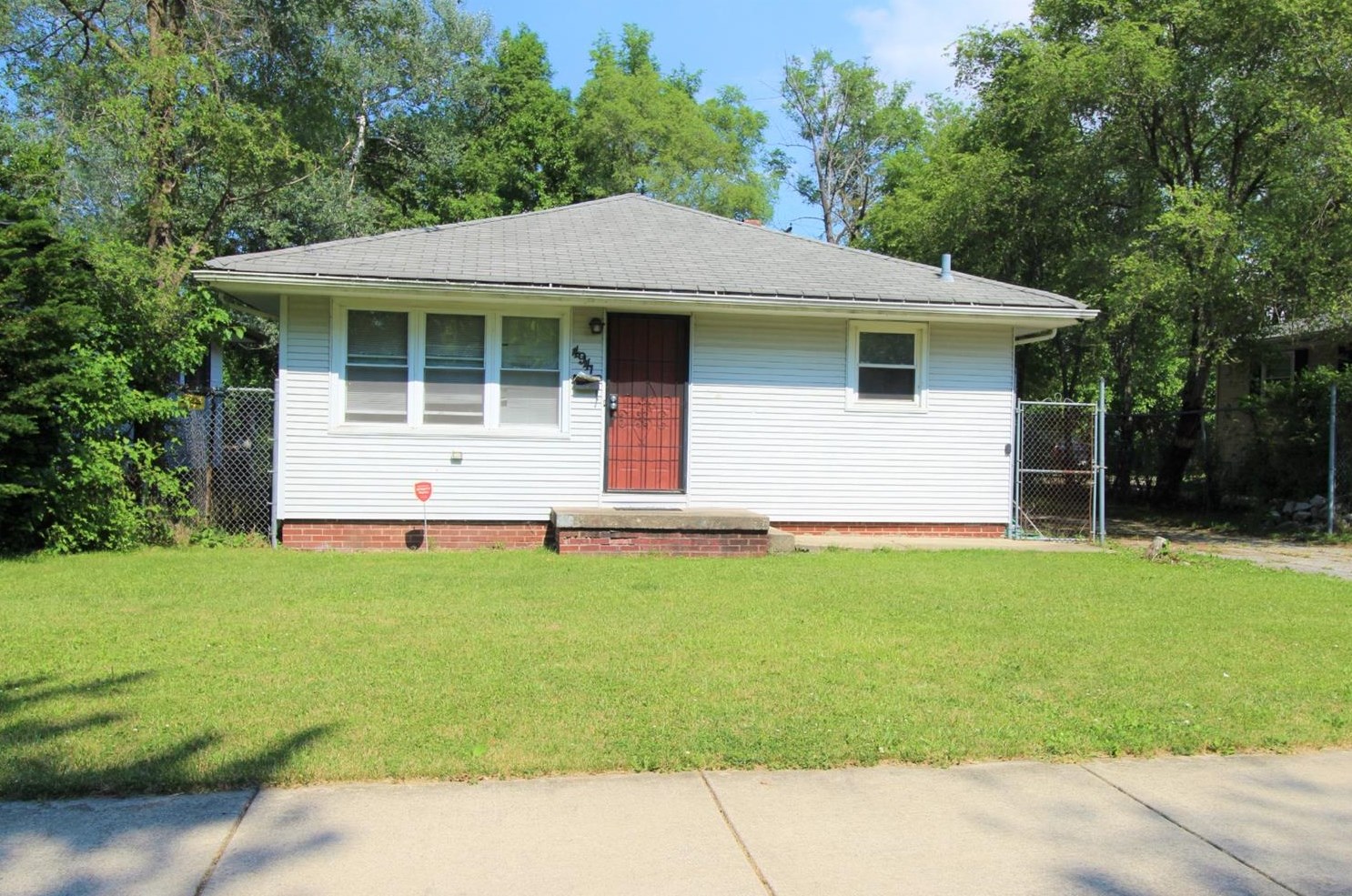 4941 Vermont St, Gary, IN 46409